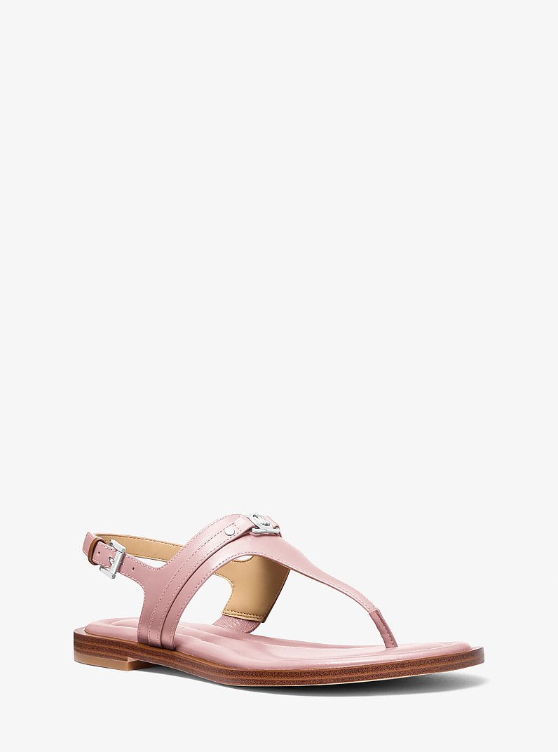 Sandale &agrave; bride en T Mandy en cuir in ROSE FUM&Eacute; | Michael Kors