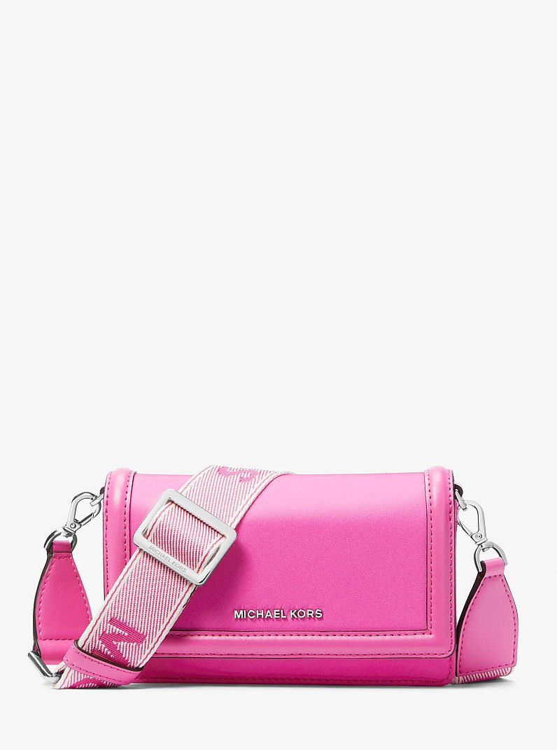 Petit sac &agrave; bandouli&egrave;re Jet Set pour t&eacute;l&eacute;phone intelligent en nylon in CERISE | Michael Kors