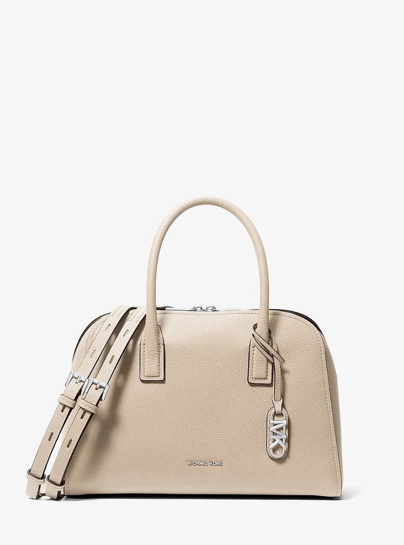 Bolso satchel Ashton mediano de piel granulada in ARENA CLARO | Michael Kors