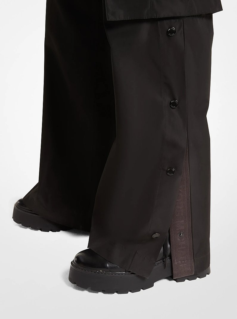 Woven Wide-Leg Cargo Pants in BLACK | Michael Kors