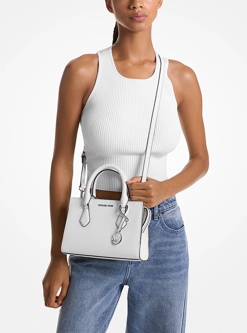 Bolso estructurado Sheila peque&ntilde;o de cuero saffiano sint&eacute;tico in BLANCO INTENSO | Michael Kors