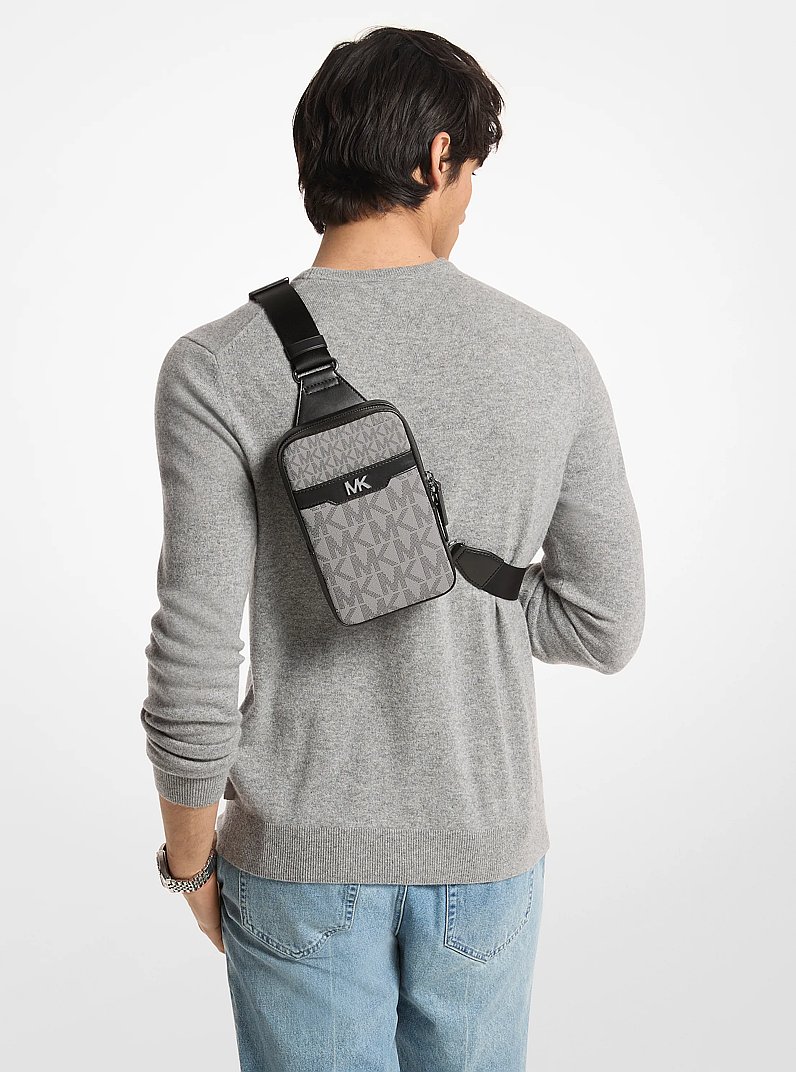 Cooper Small Signature Logo Sling Pack in PG/BLK MUL | Michael Kors