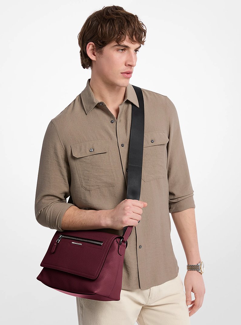 Petit sac messager Hudson en cuir grain&eacute; in M&Ucirc;RE | Michael Kors