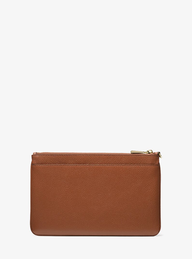 Gro&szlig;e Handgelenktasche aus gekrispeltem Leder in LUGGAGE | Michael Kors
