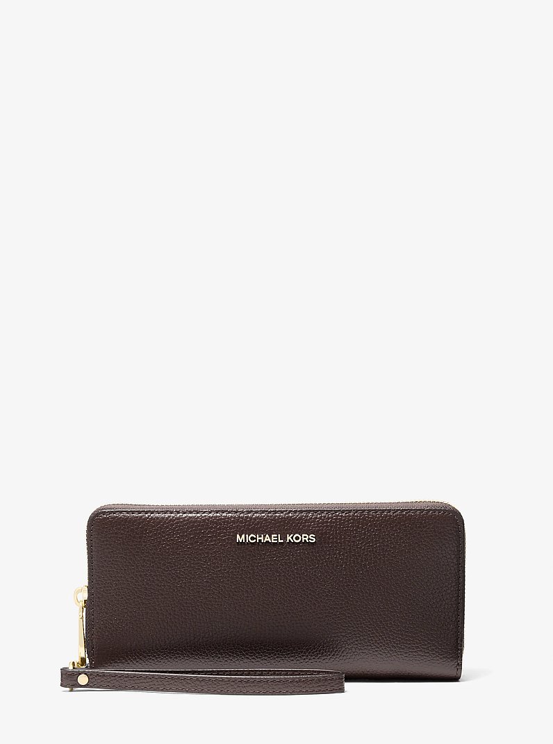 Grand portefeuille continental Jet Set Travel en cuir grain&eacute; in CHOCOLAT | Michael Kors