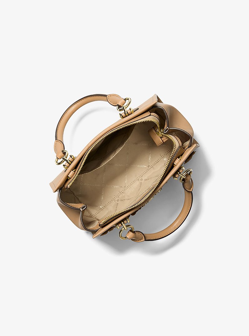 Bolso satchel Marilyn peque&ntilde;o con adornos florales in CAMEL | Michael Kors