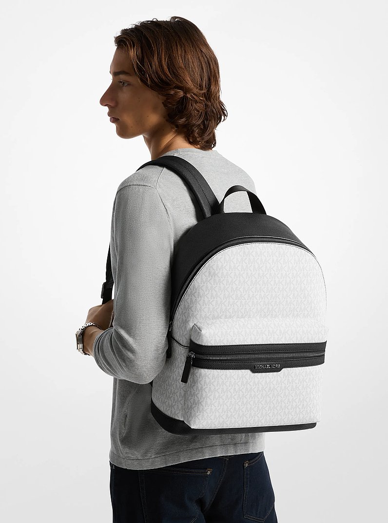 Sac &agrave; dos Cooper &agrave; logo Signature in BLANC &Eacute;CLATANT | Michael Kors