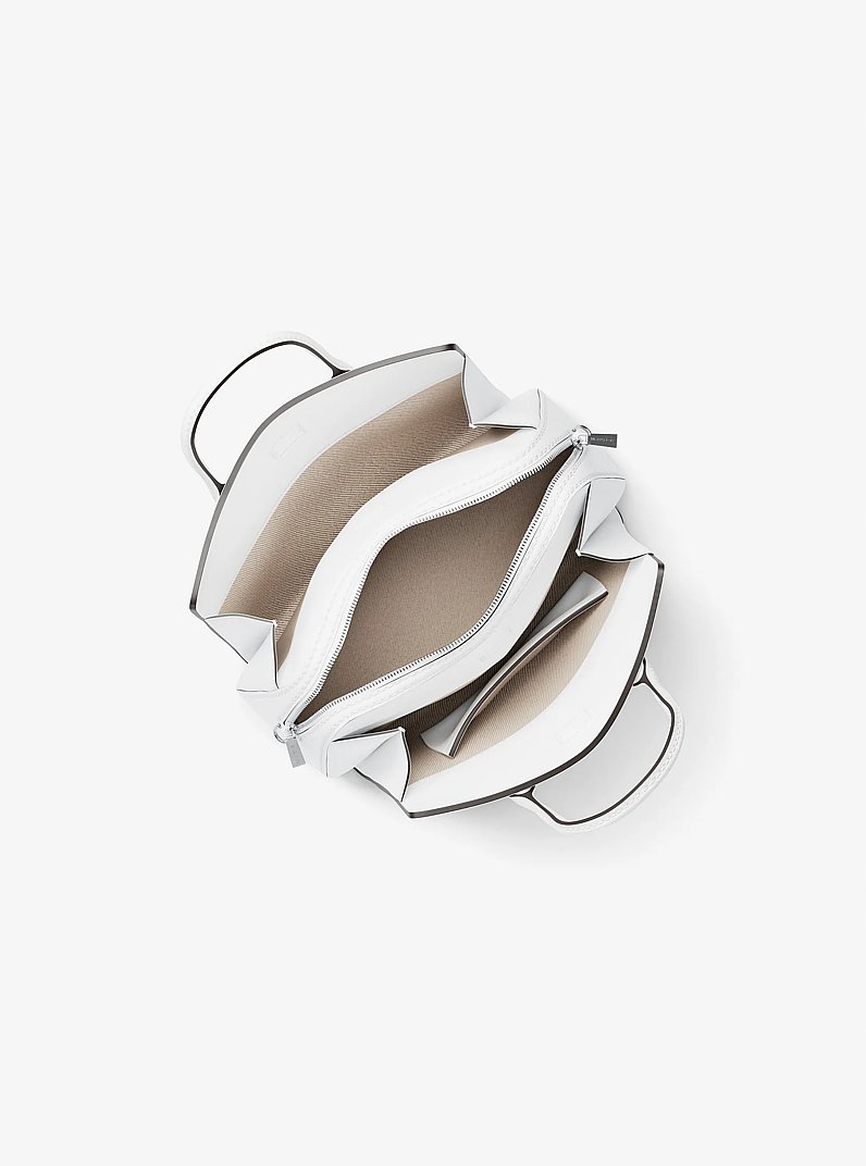 Tr&egrave;s petit sac &agrave; bandouli&egrave;re Laila en Cuir in BLANC OPTIQUE | Michael Kors