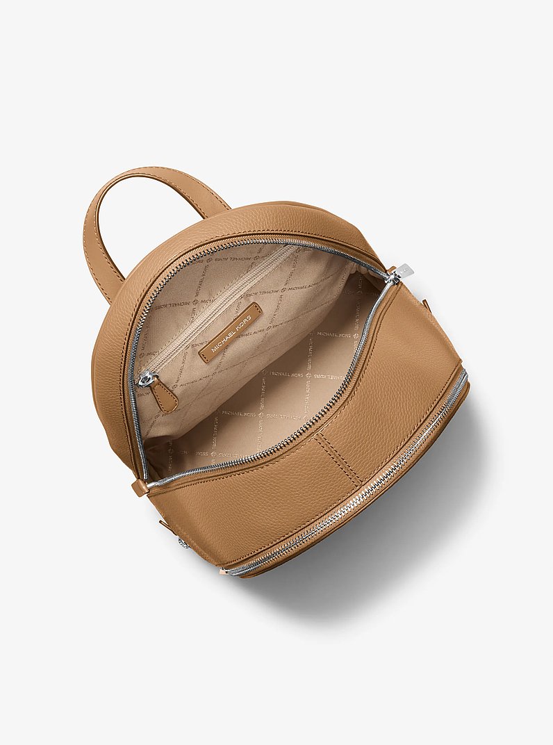 Mochila Rhea mediana con piel granulada in MAN&Iacute; | Michael Kors