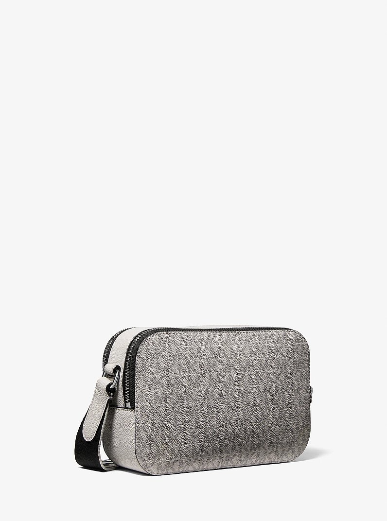 Sac &agrave; bandouli&egrave;re pour cam&eacute;ra Hudson &agrave; logo Signature in NICKEL | Michael Kors