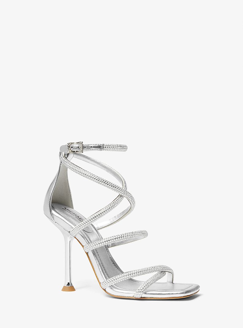 Sandale Imani en faux su&egrave;de m&eacute;tallis&eacute; &agrave; ornements in ARGENT | Michael Kors