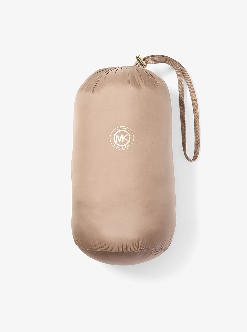 Chevron Quilted Logo Print and Nylon Packable Vest in TAUPE/BONE LOGO | Michael Kors