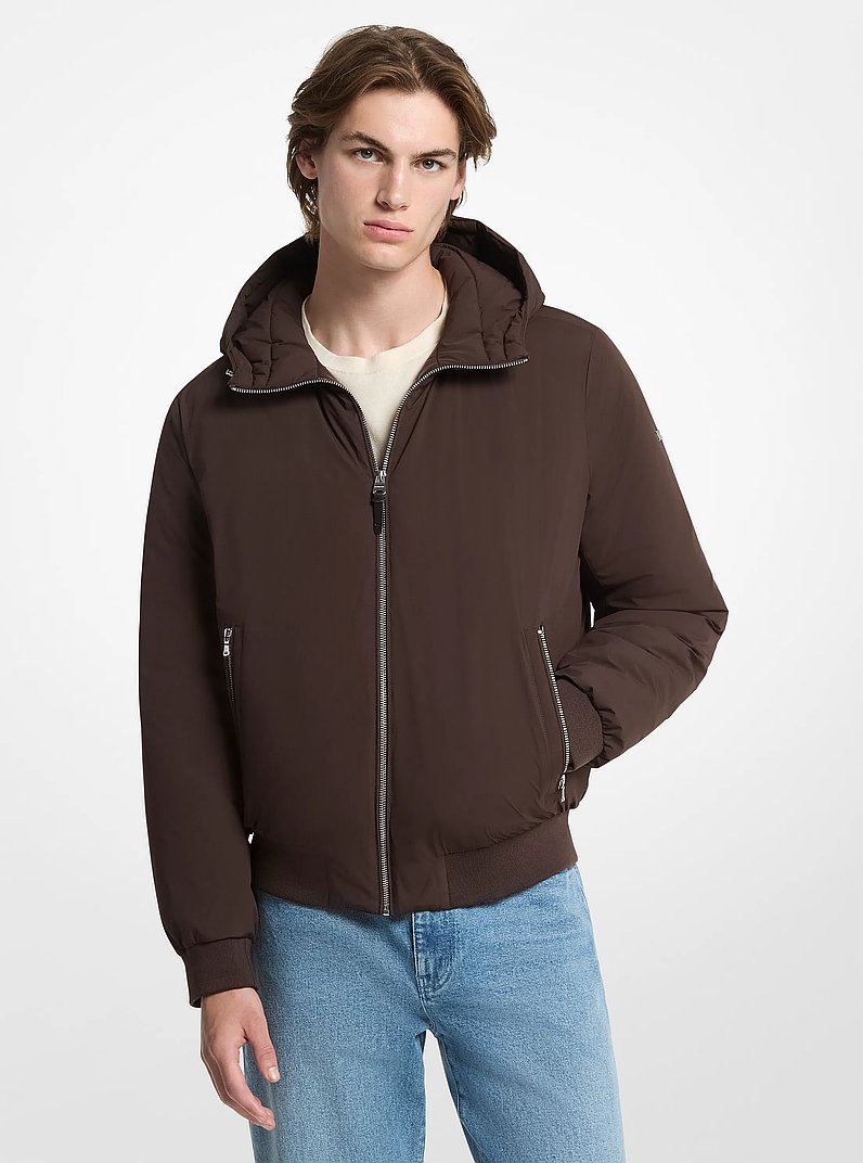 Chaqueta bomber Brunson de nailon con capucha in CHOCOLATE | Michael Kors