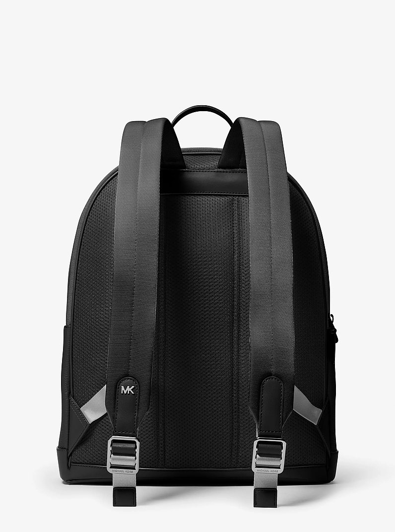 マイケルコース HUDSON コミューター バックパック「早い者勝ち！」 MICHAEL KORS（マイケルコース）の「HUDSON コミューター バックパック