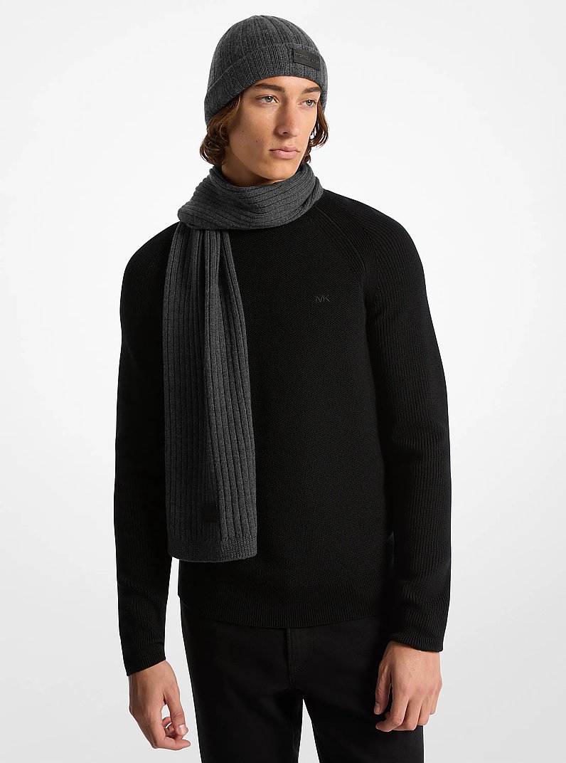 Set sciarpa e berretto con lavorazione a coste in ANTRACITE M&Eacute;LANGE | Michael Kors