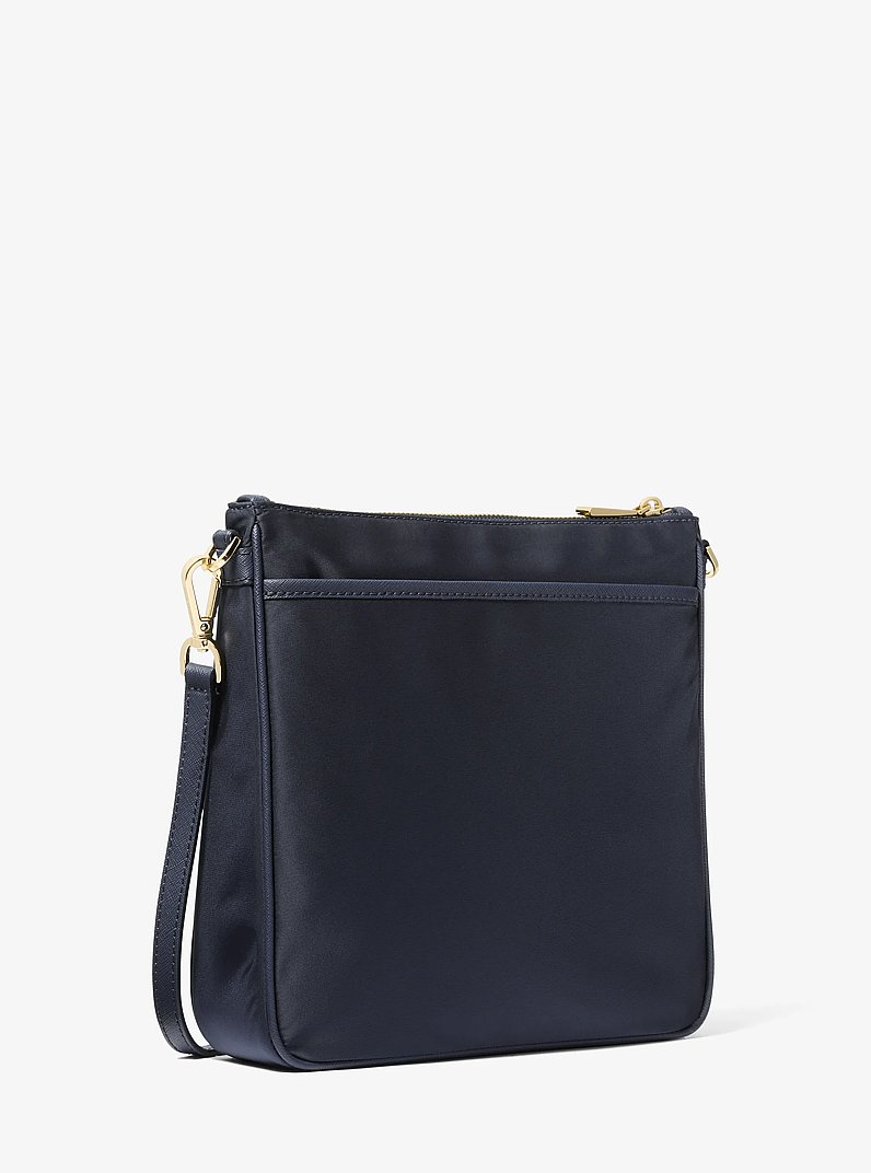 Grand sac messager Jet Set en gabardine de nylon in BLEU MARINE | Michael Kors