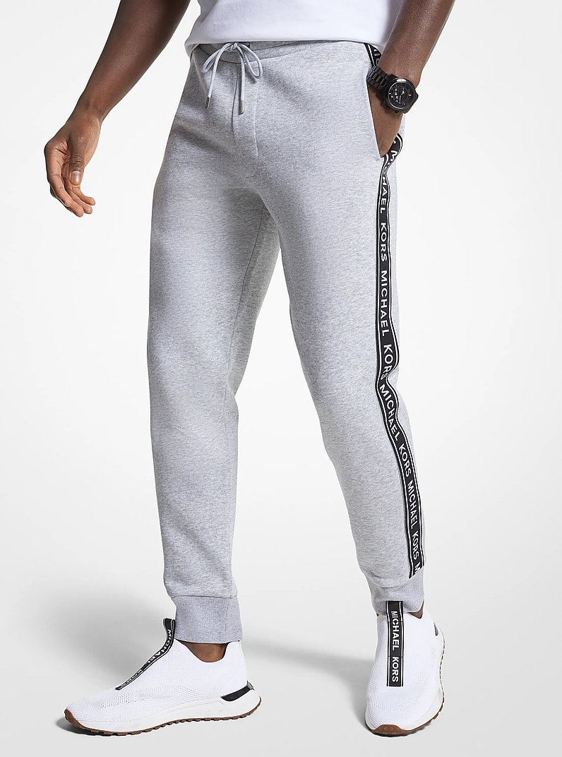 Pantalon de jogging en m&eacute;lange de coton &agrave; imprim&eacute; &agrave; logo in GRIS CHIN&Eacute; | Michael Kors