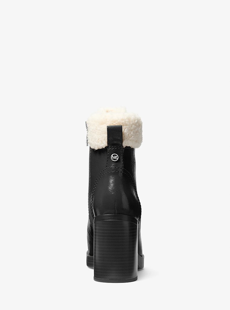 Bota Lacy de imitaci&oacute;n de piel de oveja con tac&oacute;n de bloque in NEGRO | Michael Kors