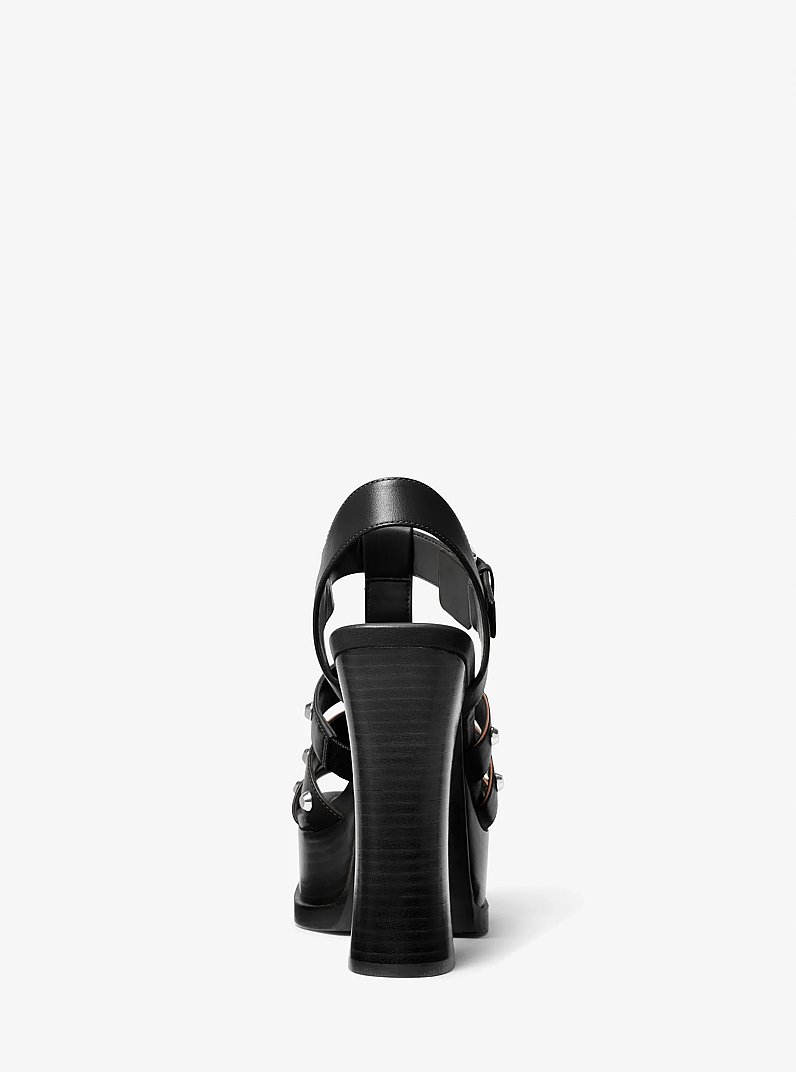 Plateau-Sandale Jagger aus Leder mit Nieten in SCHWARZ | Michael Kors