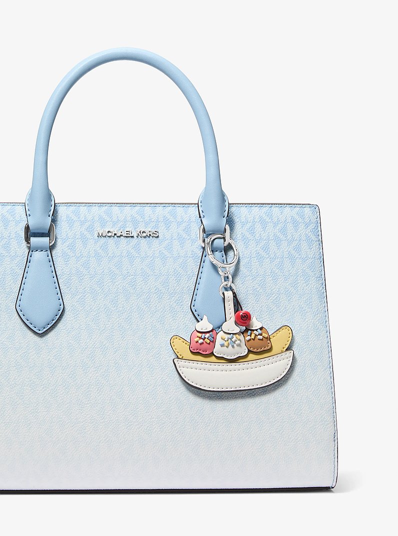Breloque pour sac en forme de banana split in BLANC OPTIQUE | Michael Kors