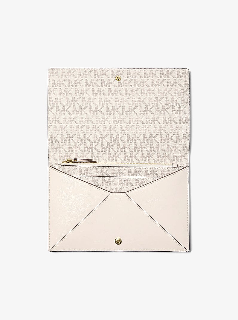 Jet Set Travel Small Smooth and Signature Logo 2-in-1 Clutch in LT CREAM | Michael Kors