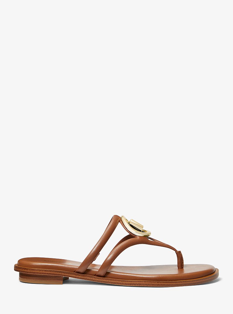 Sandalia Hampton de cuero in LUGGAGE | Michael Kors