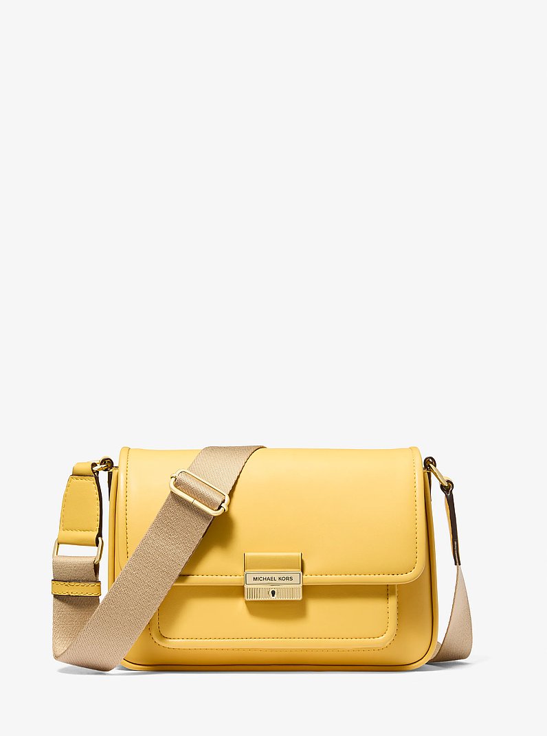 Bradshaw Medium Leather Messenger Bag in DAISY YELLOW | Michael Kors