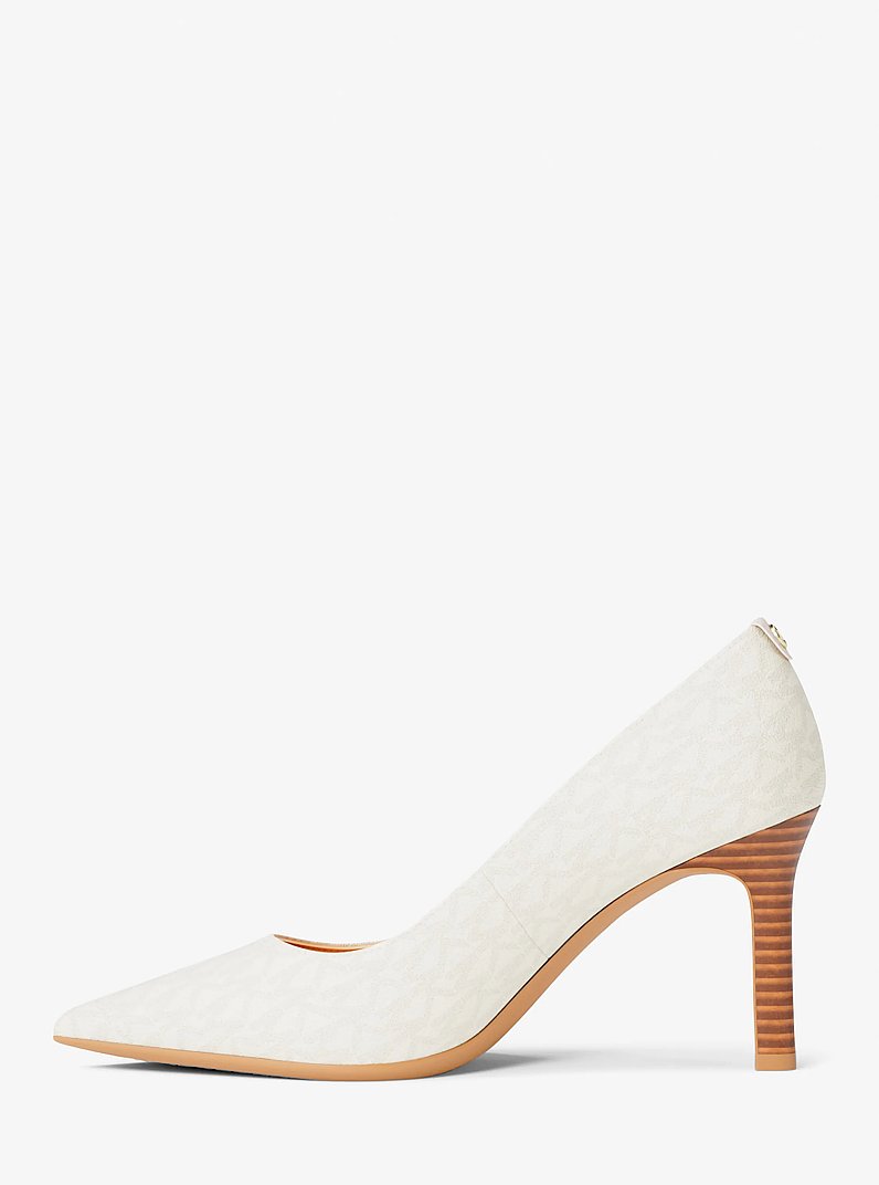 Willa Signature Logo Pump in VANILLA | Michael Kors
