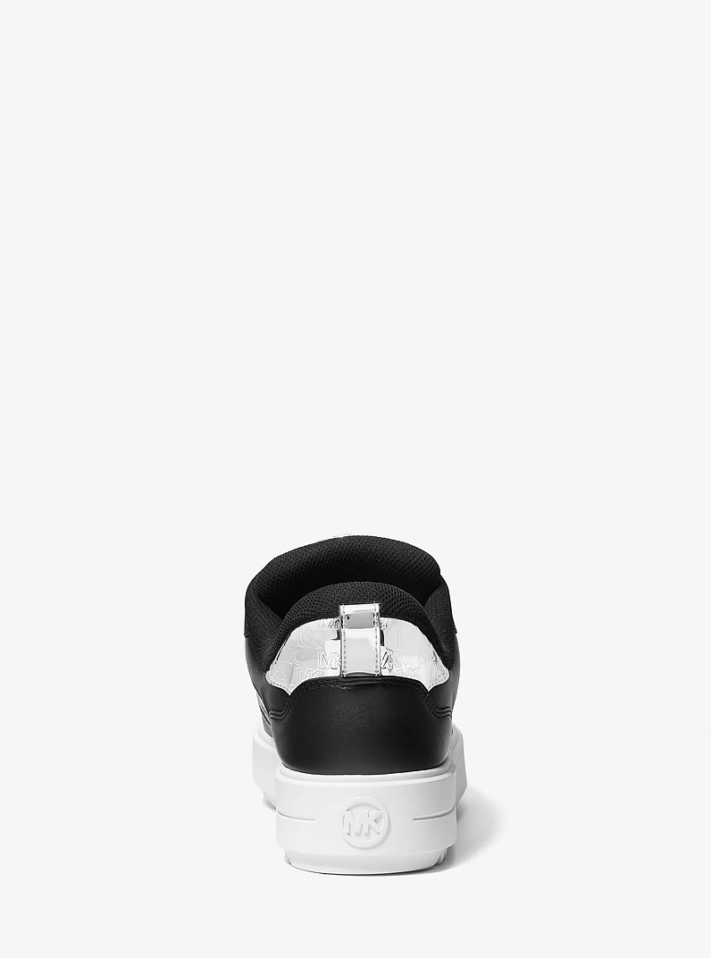 Zapatilla Rumi metalizada de piel con plataforma y logotipo en relieve in PLATEADO | Michael Kors