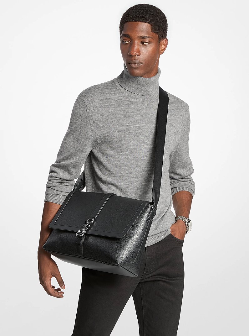 Cyrus Medium Pebbled Leather Messenger Bag in BLACK | Michael Kors