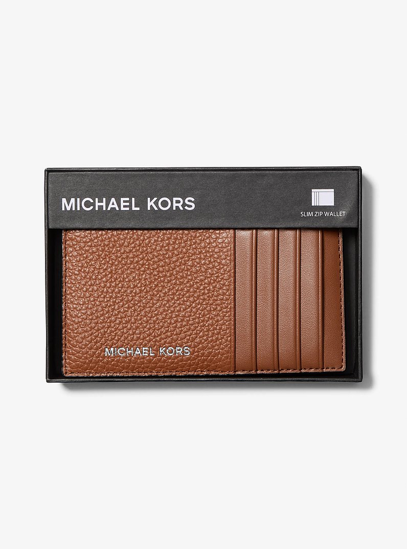 Billetera Cooper fina de cuero granulado con cremallera in LUGGAGE | Michael Kors