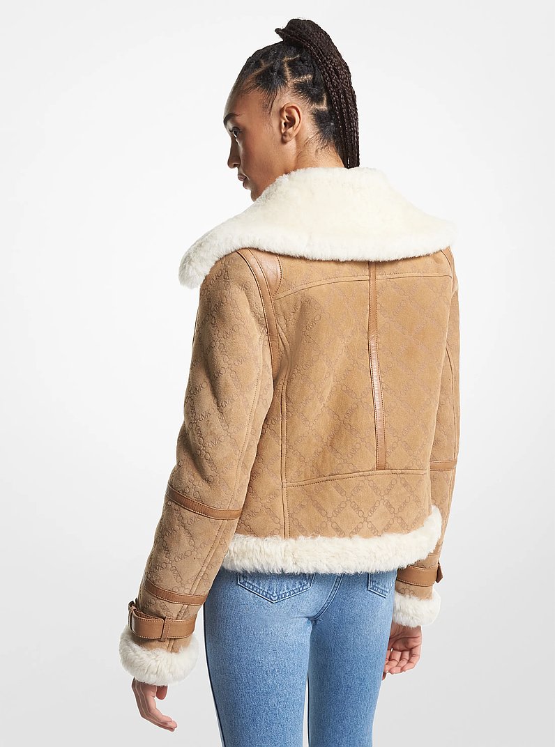 Blouson d'aviateur en daim en relief et en peau de mouton &agrave; logo Empire in CAMEL FONC&Eacute;/BLANC CASS&Eacute; | Michael Kors