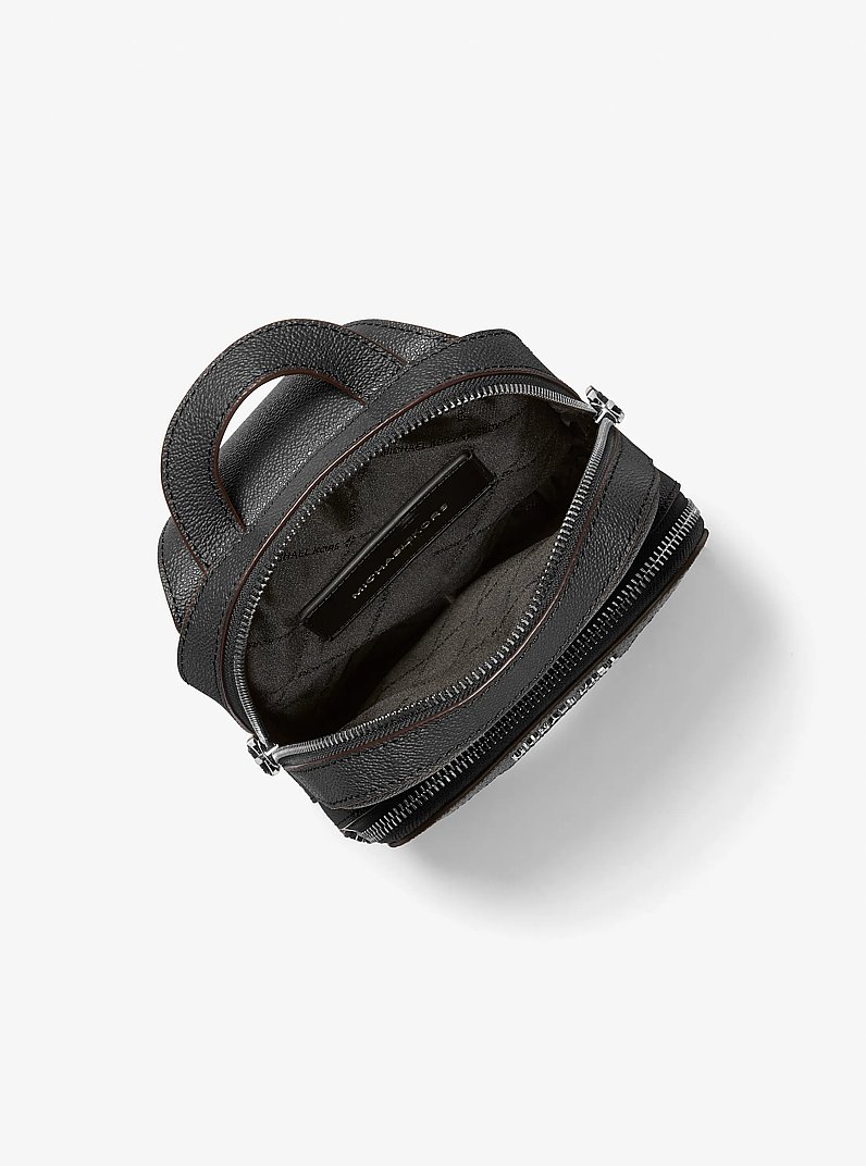 Hudson Signature Logo Sling Pack  in NEGRO | Michael Kors