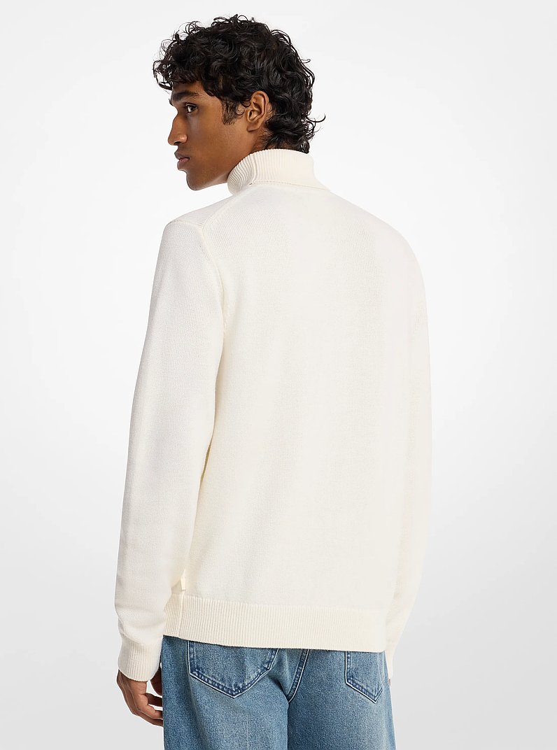 Su&eacute;ter de cuello alto de lana merino in HUESO | Michael Kors