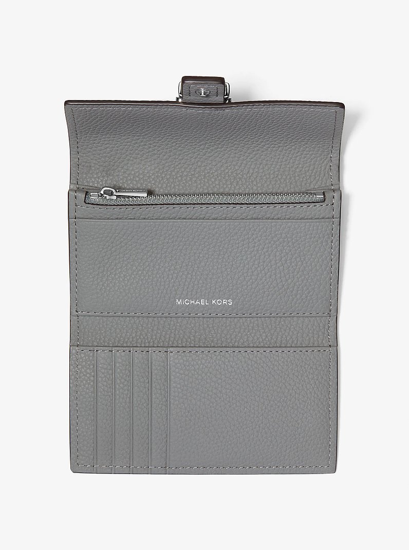Cartera tr&iacute;ptica Nolita de piel granulada mediana in TORMENTA | Michael Kors