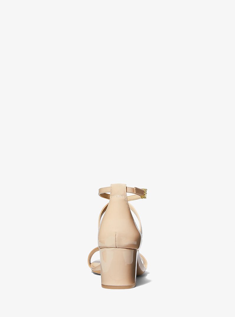 Serena Flex Patent Leather Sandal in ROSE DRAG&Eacute;E CLAIR | Michael Kors