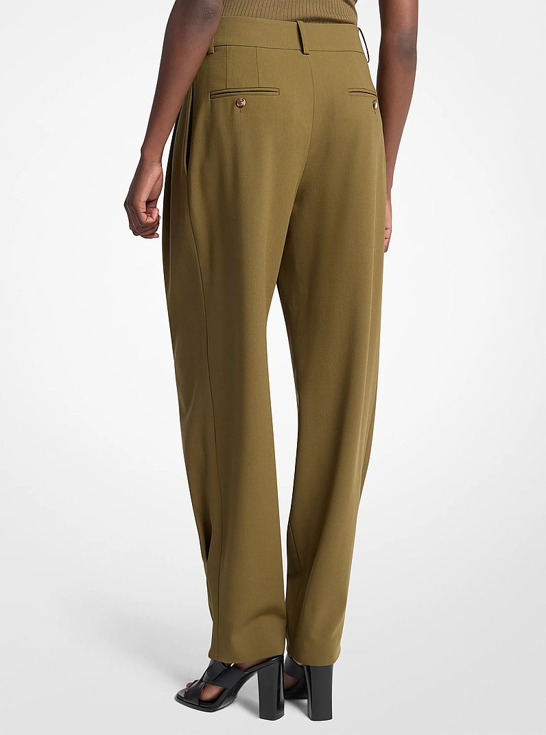 Pantal&oacute;n corte barrel de crep&eacute; de lana plisada in VERDE HINOJO | Michael Kors