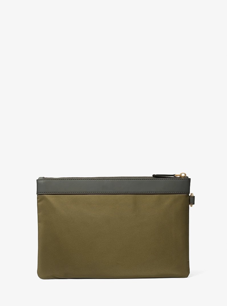 Pochette da viaggio Brooklyn in nylon in LODEN | Michael Kors