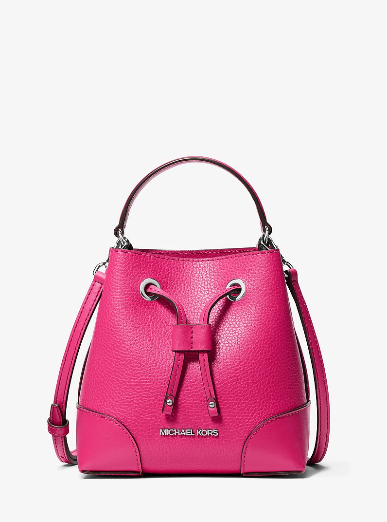 Petit sac seau Mercer en cuir grain&eacute; in PITAYA | Michael Kors