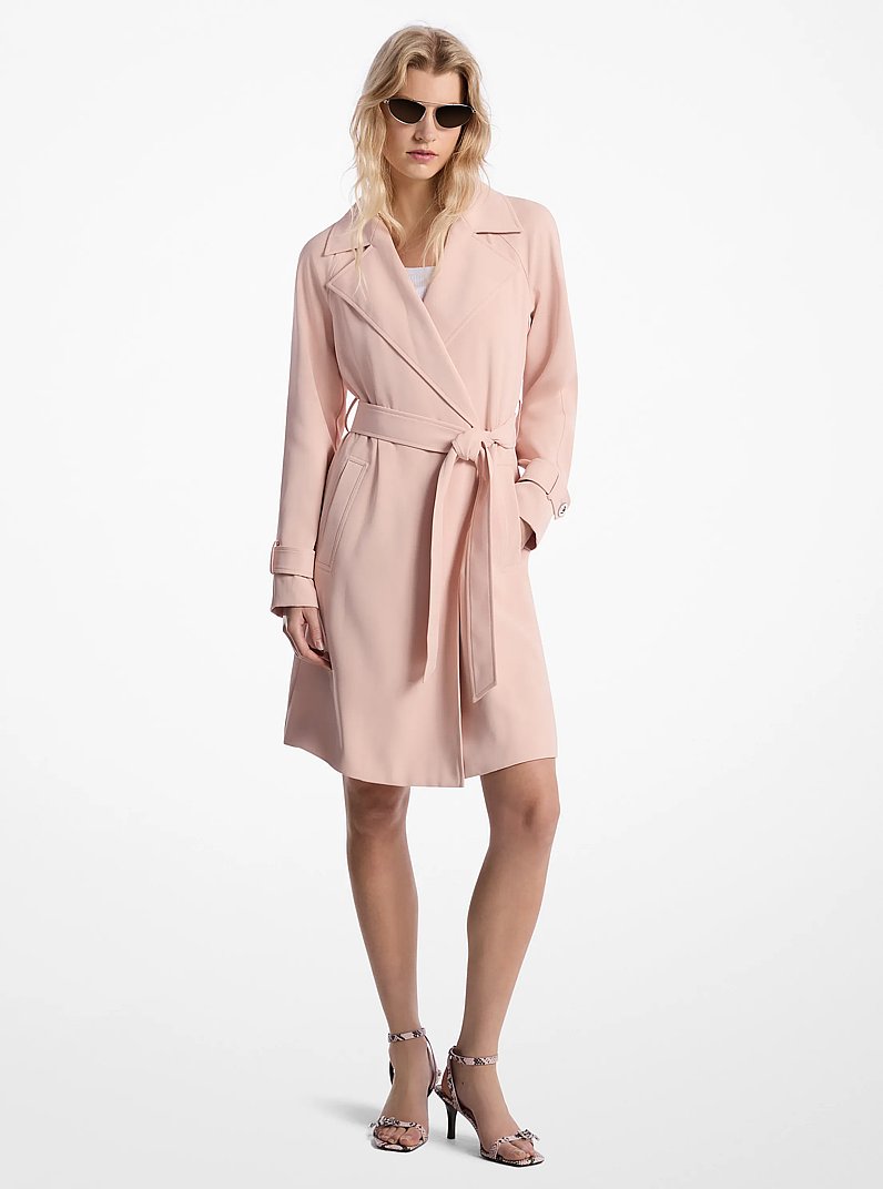 Trench-coat tiss&eacute; et drap&eacute; in EAU ROSE | Michael Kors