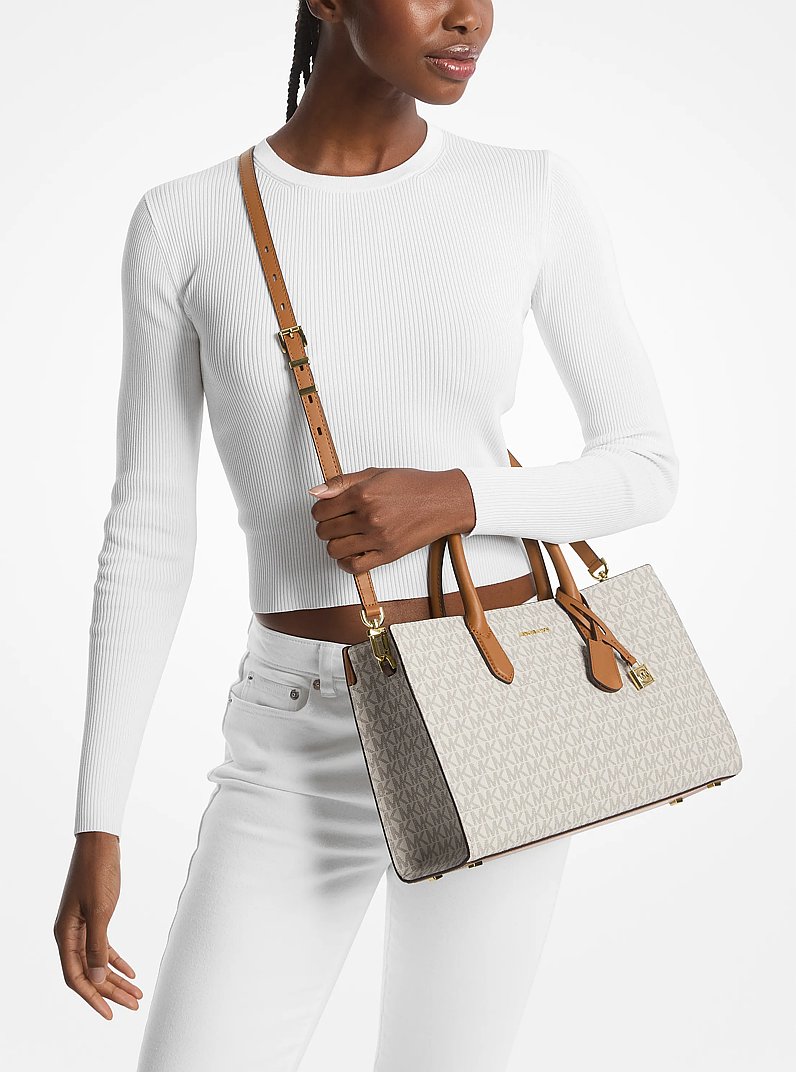 Henkeltasche Scarlett Medium mit Signature-Logomuster in VANILLE/EICHELBRAUN | Michael Kors