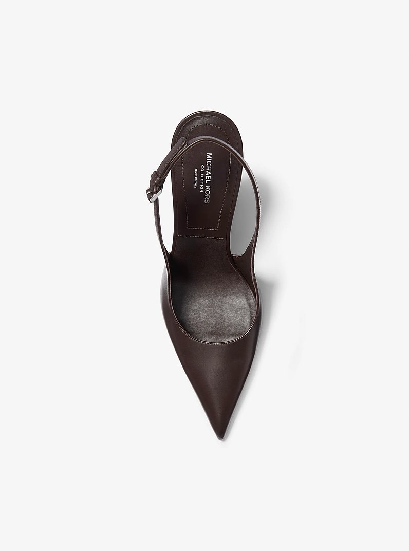 Zapato de tac&oacute;n Isabella de cuero con tal&oacute;n descubierto in CHOCOLATE | Michael Kors