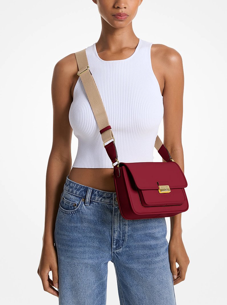 Bradshaw Medium Leather Messenger Bag in CHERRY | Michael Kors
