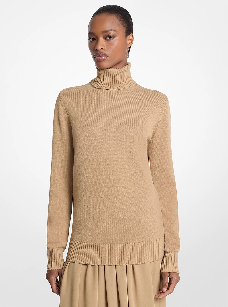 Joan Cashmere Turtleneck Sweater in FAWN | Michael Kors
