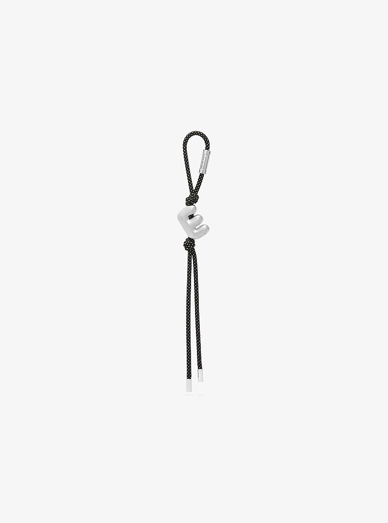 Adorno para bolso en tono plateado con cord&oacute;n moteado e inicial in RODIO | Michael Kors