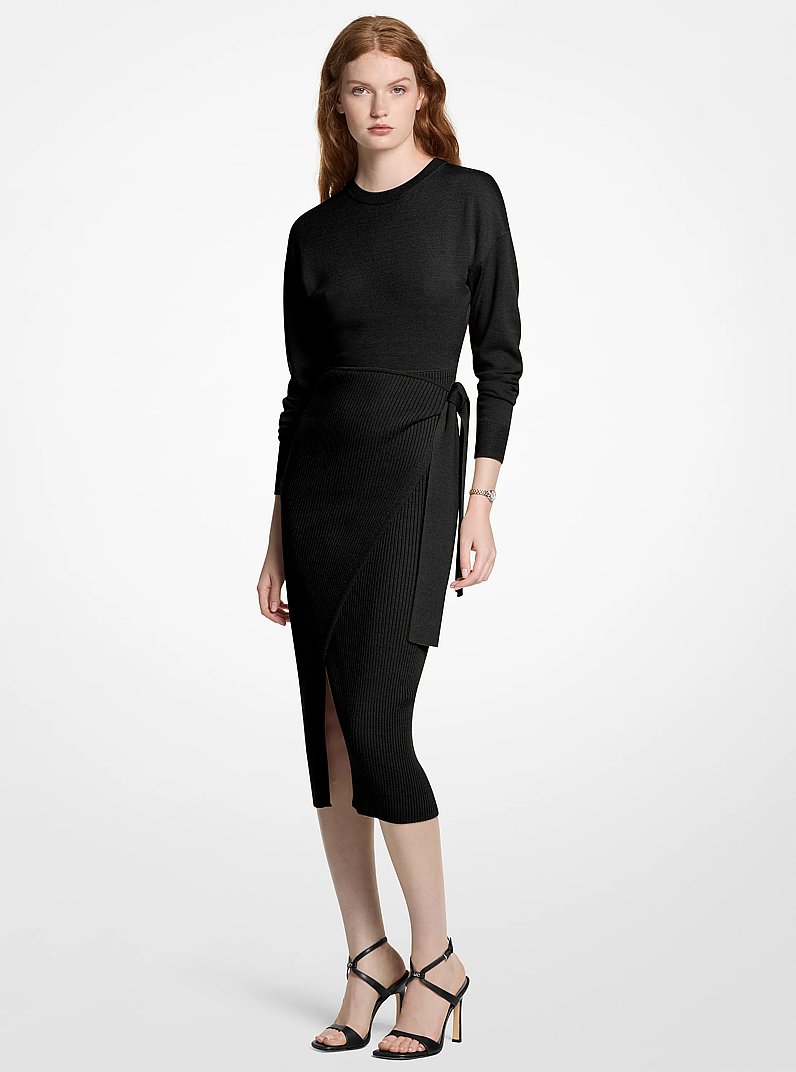 Robe mi-longue portefeuille en tricot in NOIR | Michael Kors