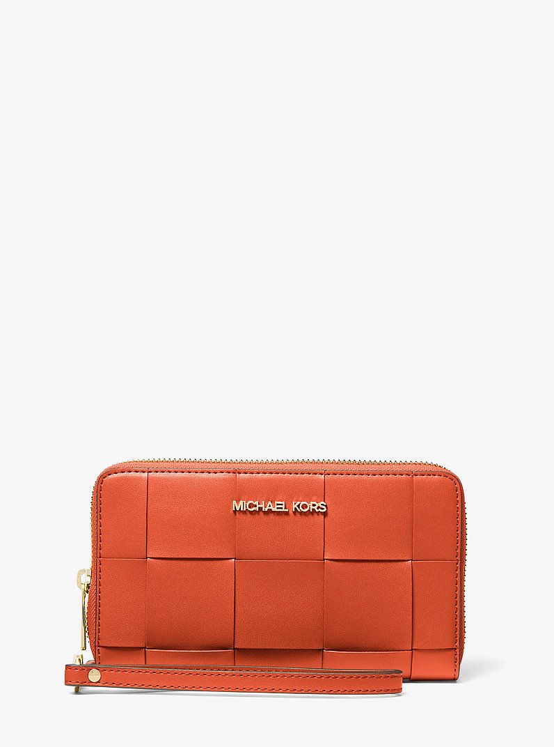 Bolso de pulsera grande para tel&eacute;fono con dise&ntilde;o tejido in ROJO ARCILLA | Michael Kors