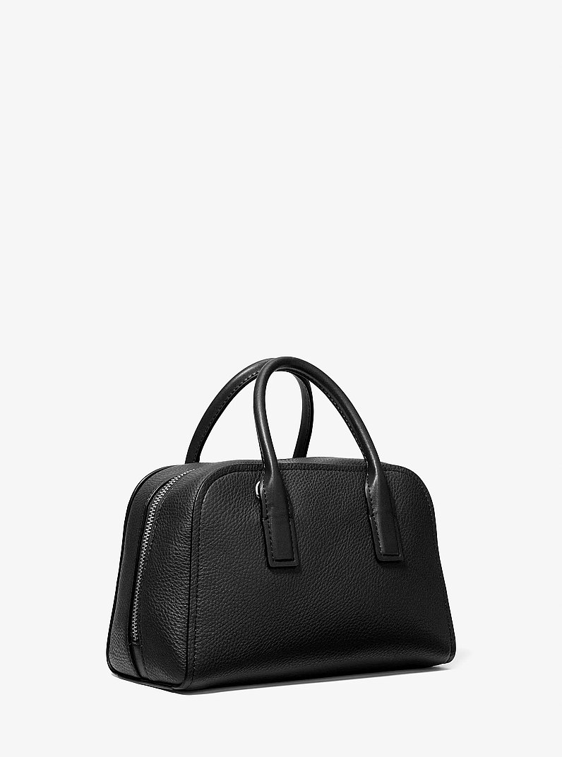 Ashton Small Messenger Bag in NOIR | Michael Kors