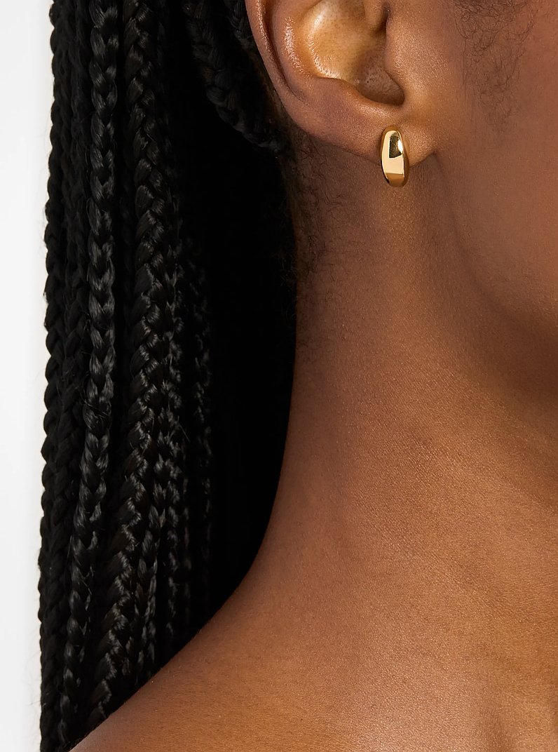 Boucles d'oreilles huggies demi-cercle in OR | Michael Kors