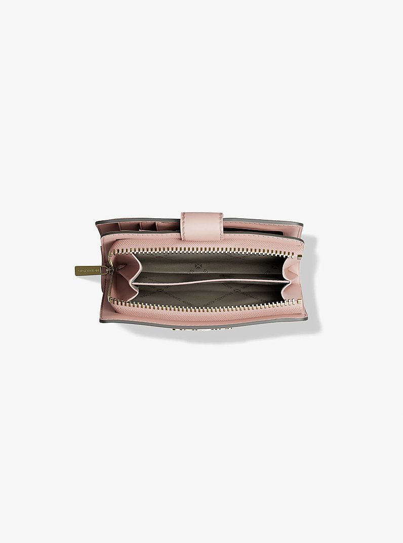 Jet Set Medium Signature Logo Bi-Fold Wallet in POWDER BLUSH | Michael Kors